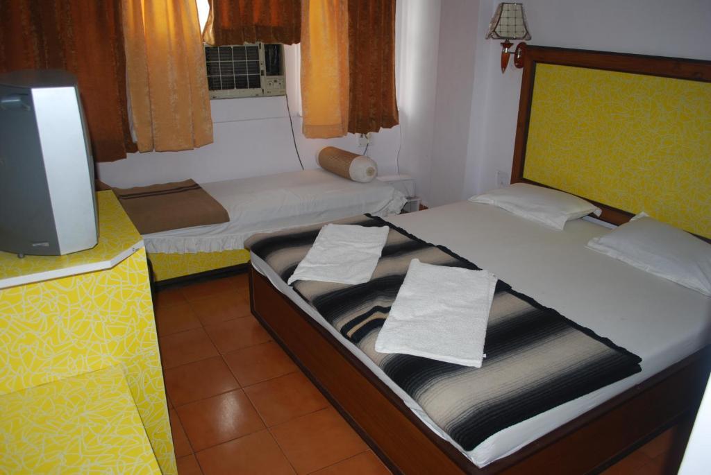 لاكناو Charans Guest House الغرفة الصورة