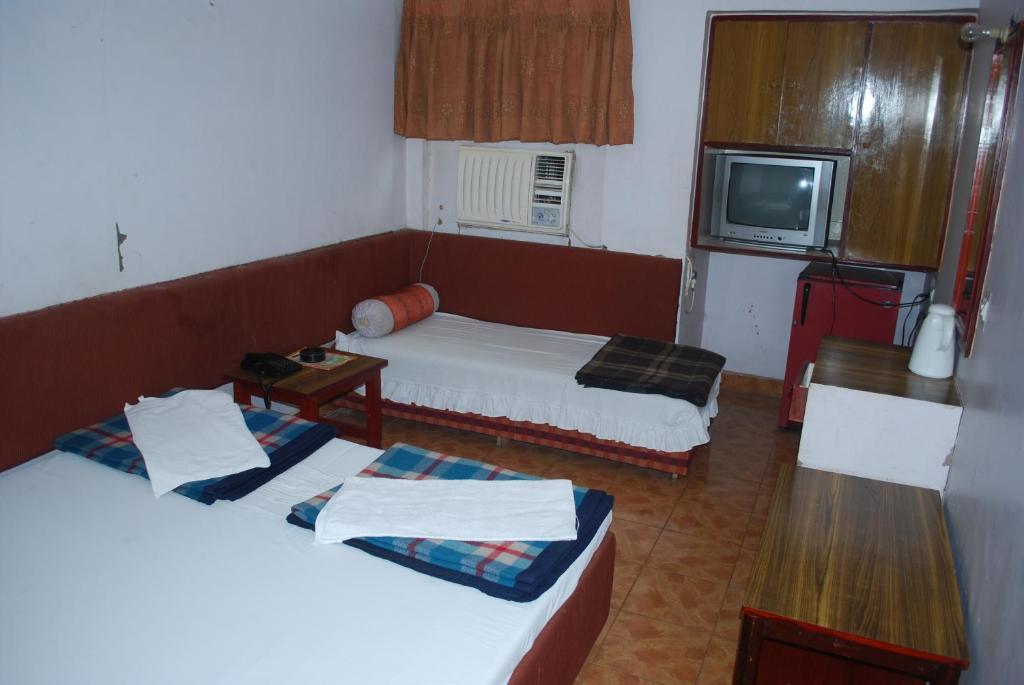 لاكناو Charans Guest House الغرفة الصورة